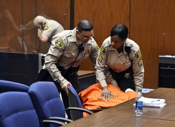#CherryJuice: Suge Collapses In Court After Bail Is Set To 25MILLION (PROOF)