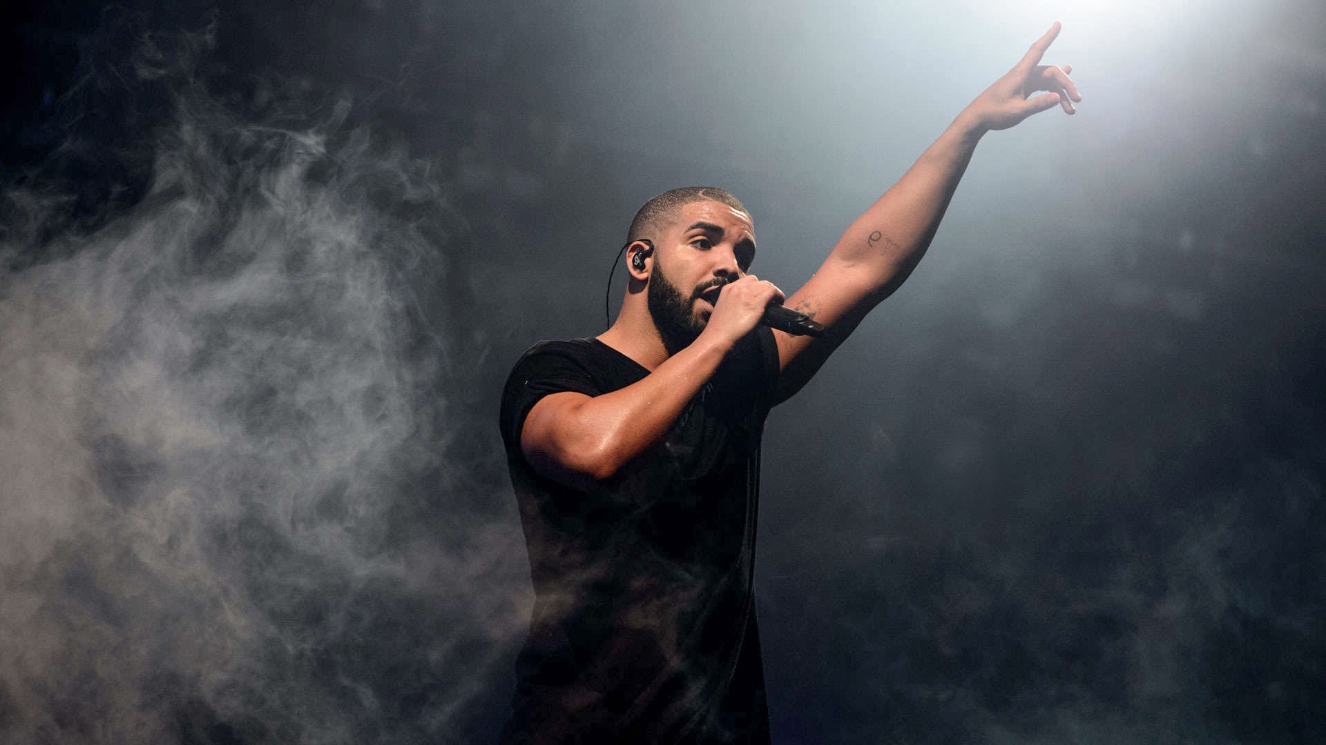 Drake Becomes First Ever Artist to Hit 50 Billion Spotify Streams