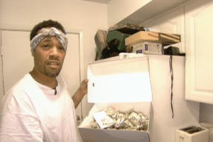 Redman goofs 'MTV Cribs' by showing off his humble home