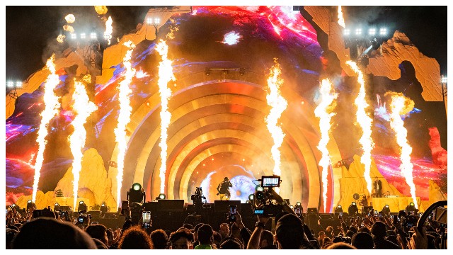 Astro World Tragdey (Travis Scott)