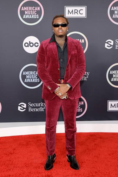 Gunn AMAs red carpet 2021