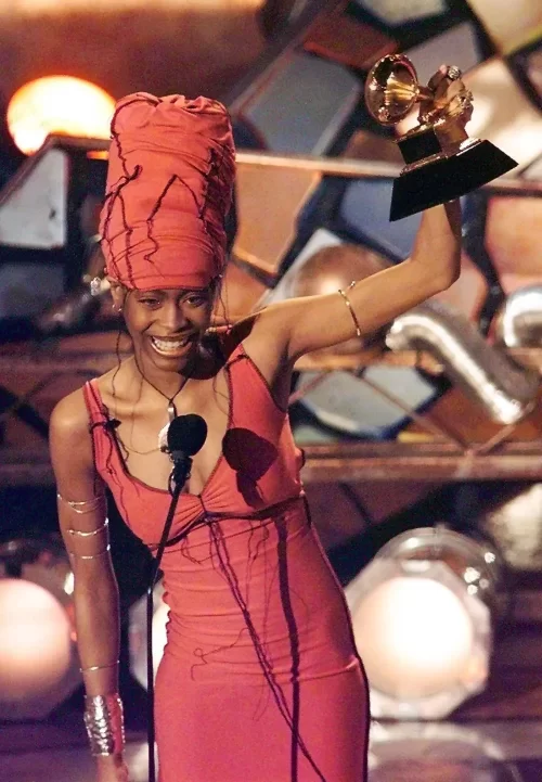 Erykah Badu, fashion