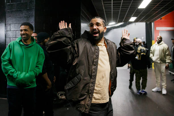 Drake & The Weeknd Watch The Super Bowl 2022 From The Stands