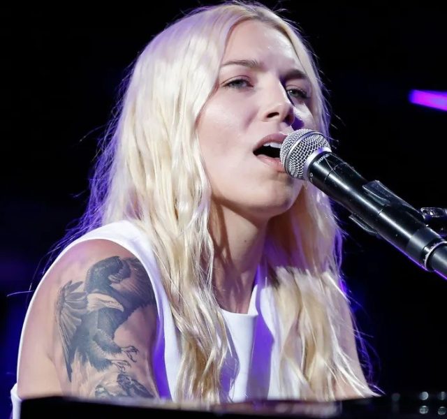 skylar grey