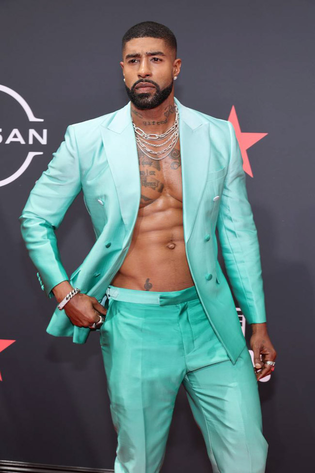 Red Carpet Looks 